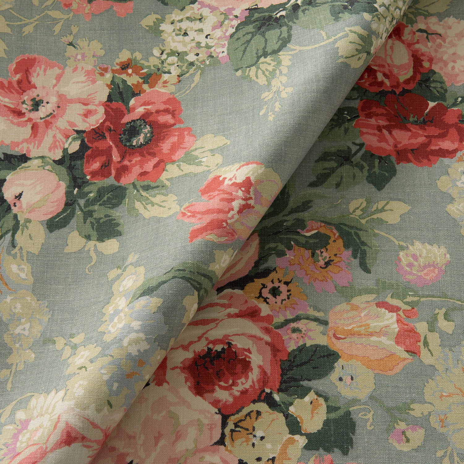 Printed linen fabric with bouquets of pink and red roses.