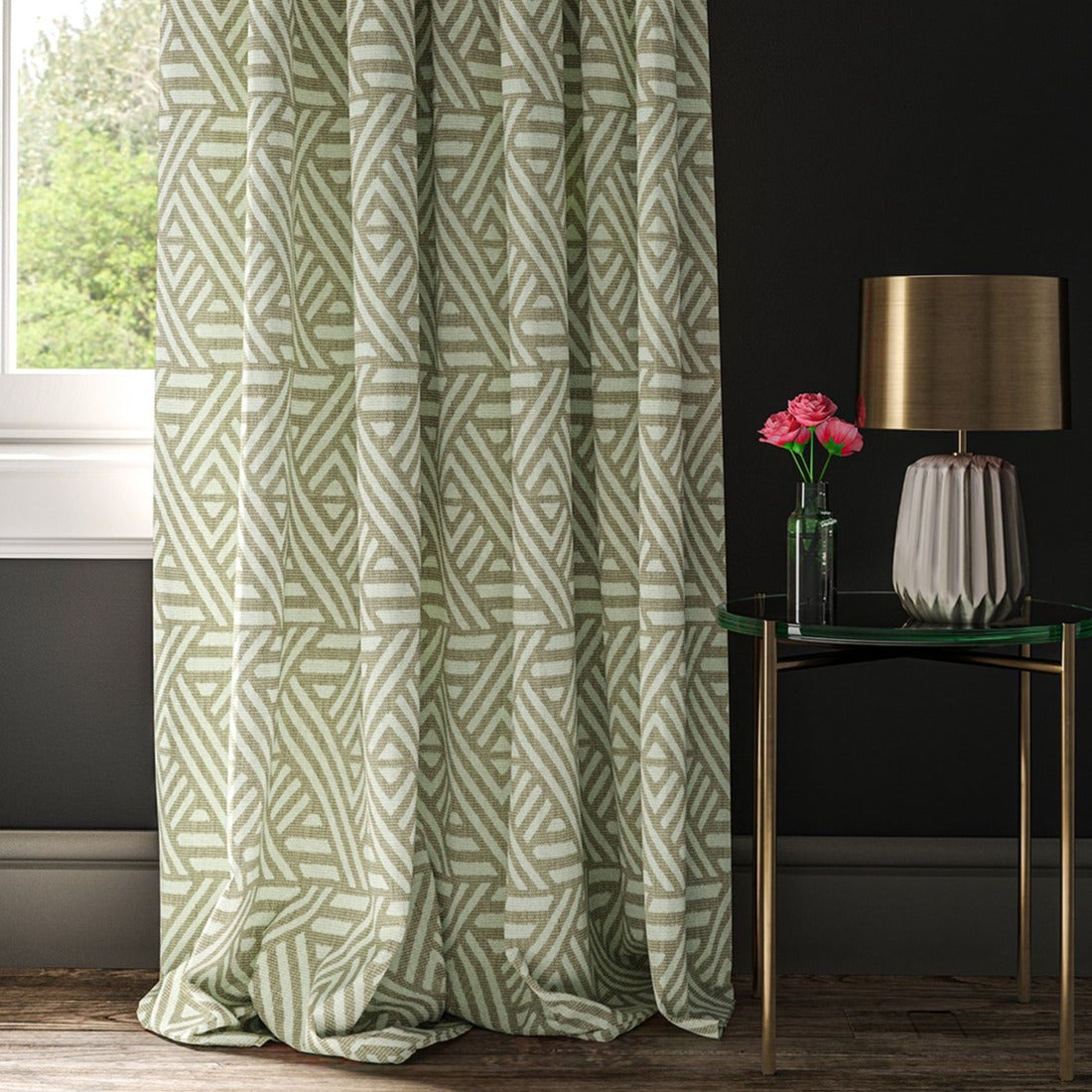 Curtain in a white and grey geometric print fabric