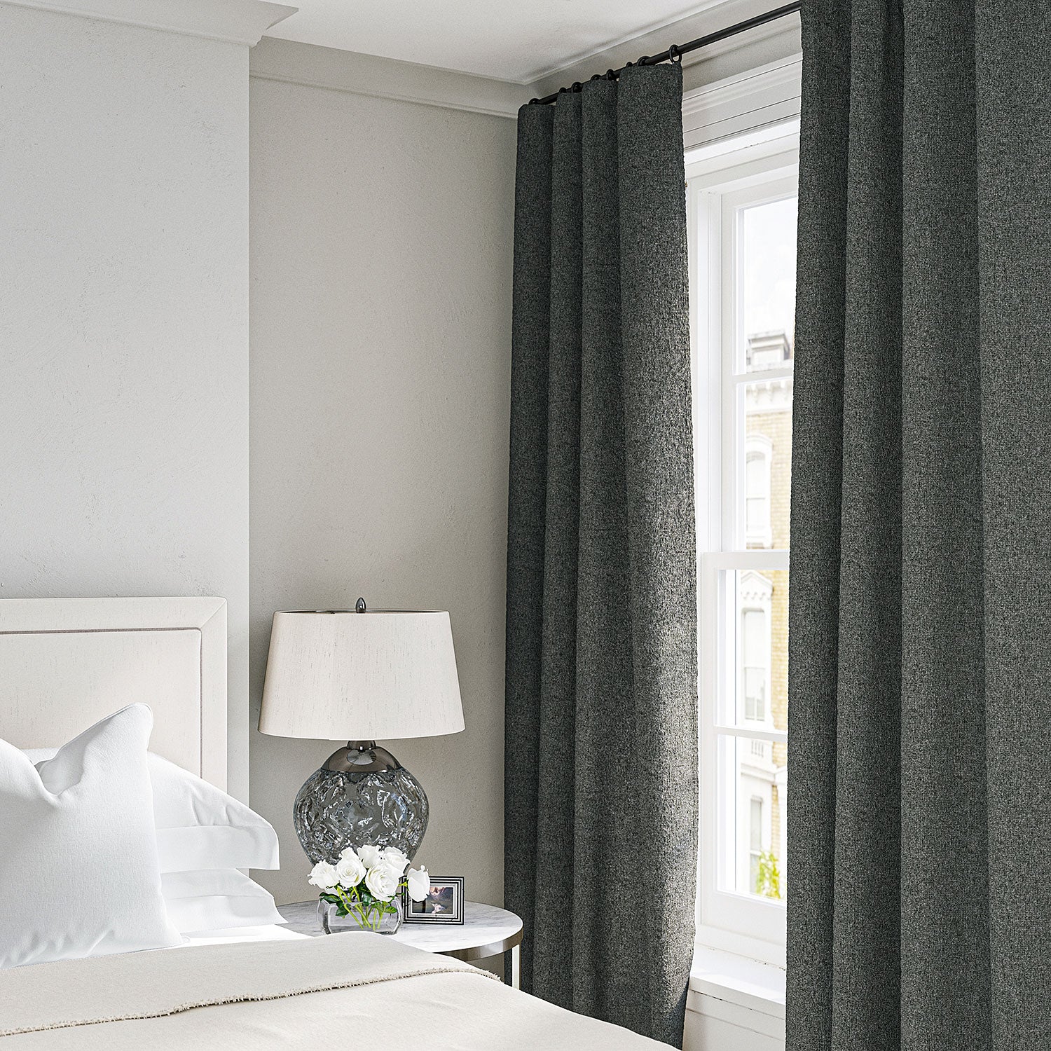 Curtain in a boucle fabric in Fossil