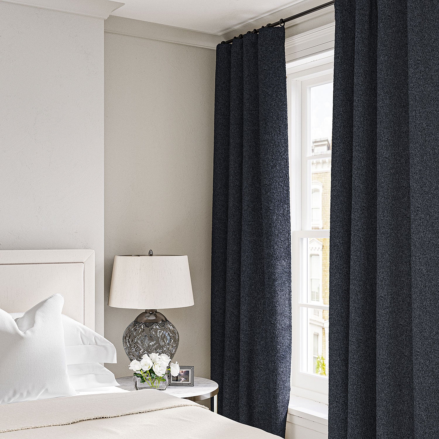 Curtain in a boucle fabric in Ink