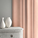 Velvet curtain in pink