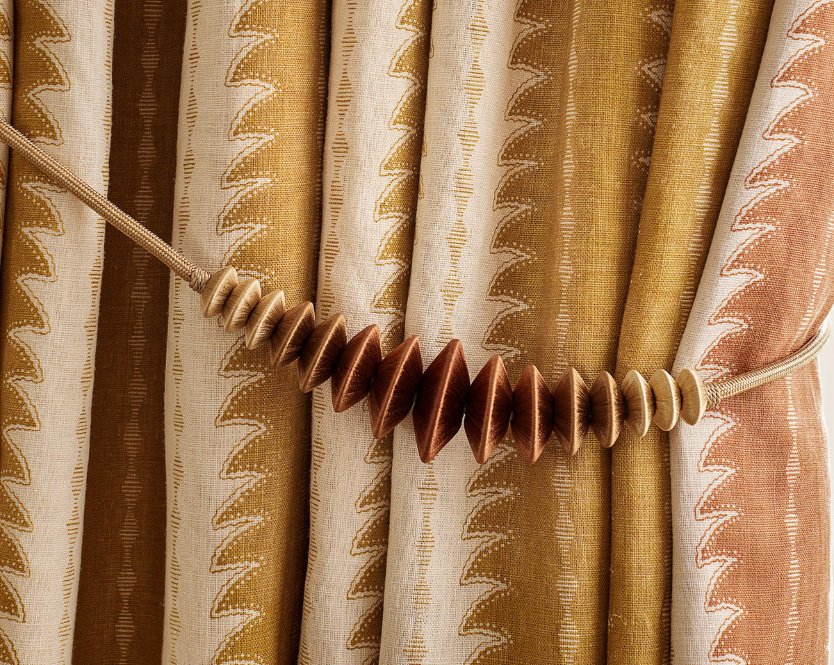 How to Style Linen Curtains: 10 Looks You’ll Love