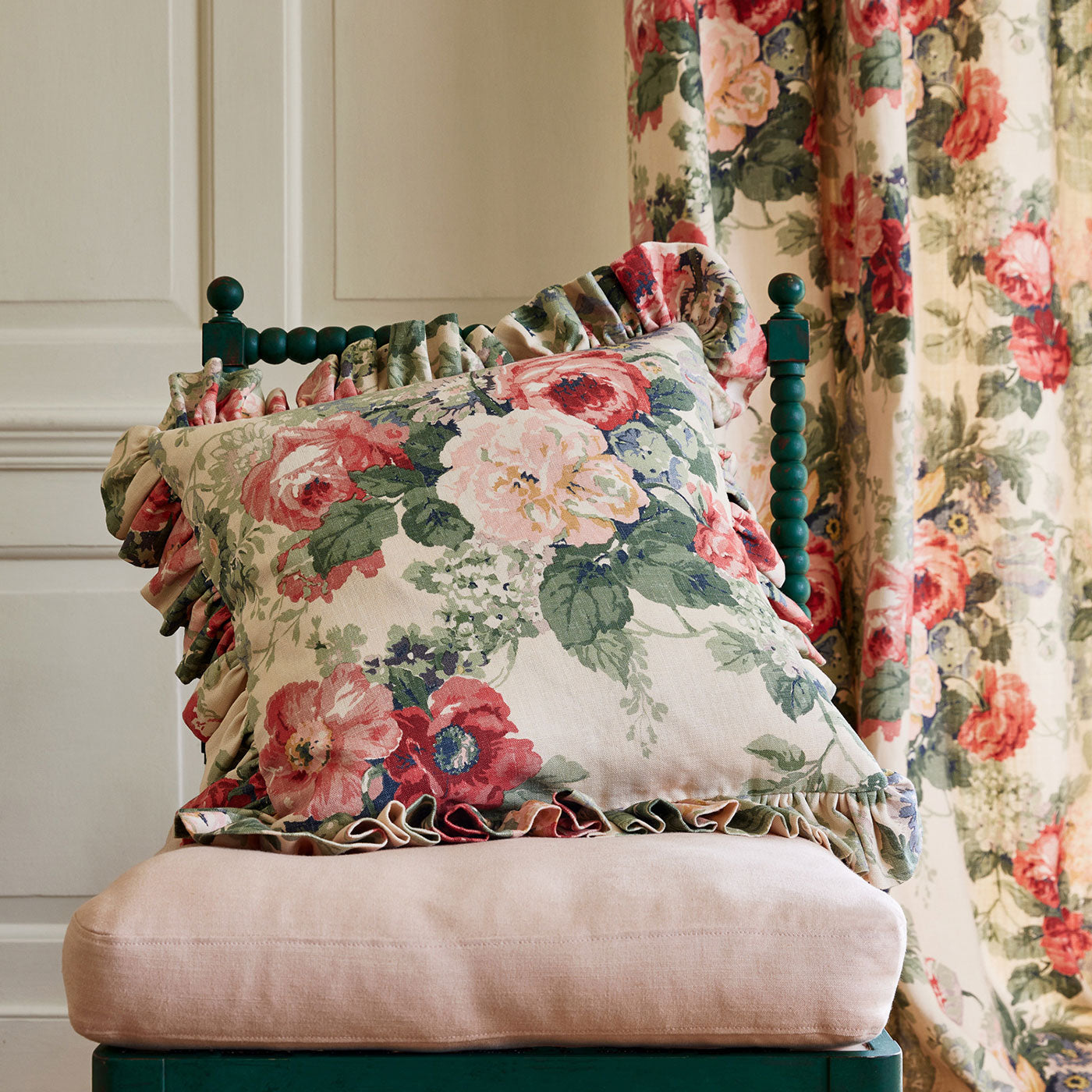 How to decorate with… florals