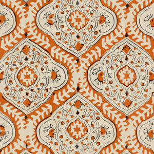 Linen print with a handcrafted feel in orange