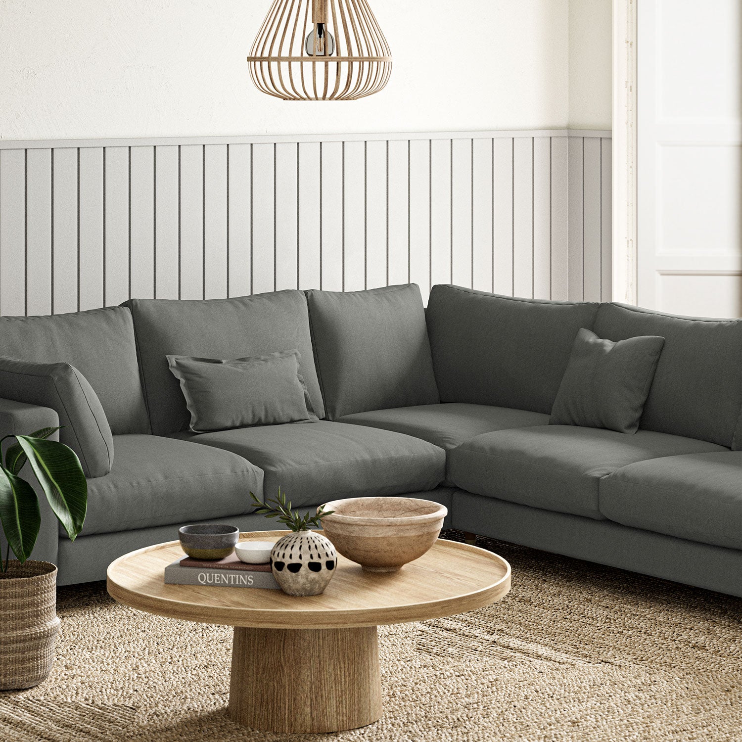 Sofa upholstered in Shadow linen fabric 