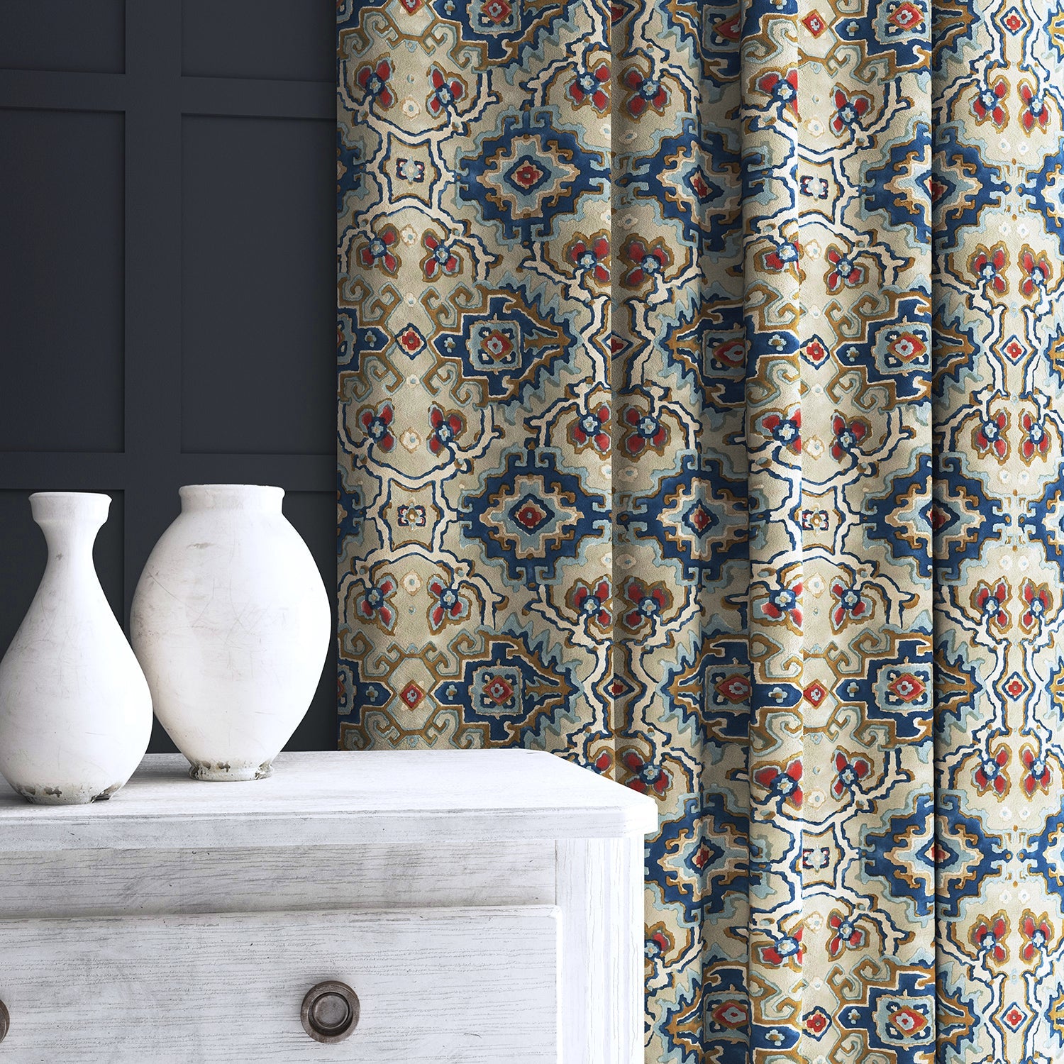 Velvet curtain in a printed velvet fabric with an oriental geometric design in blue colours