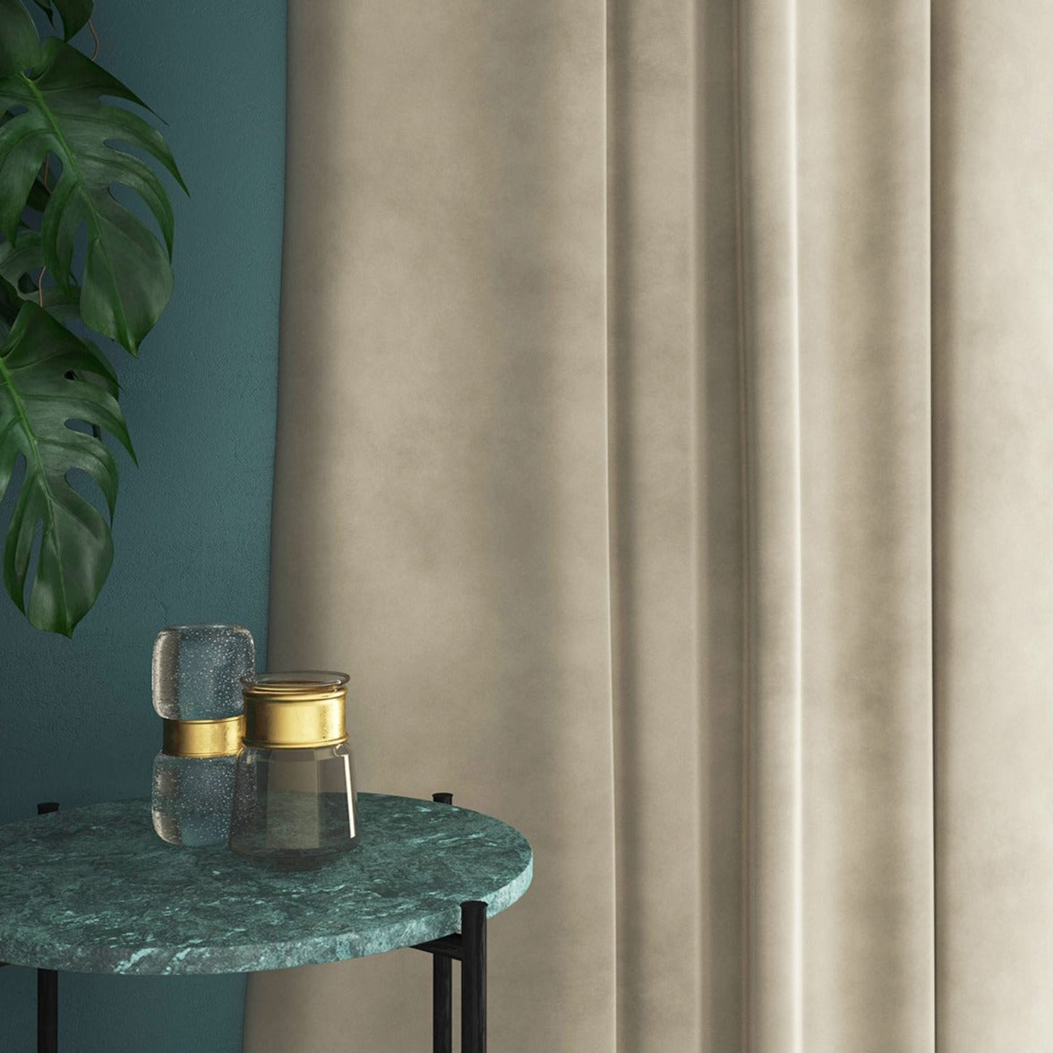 Velvet curtain in cream