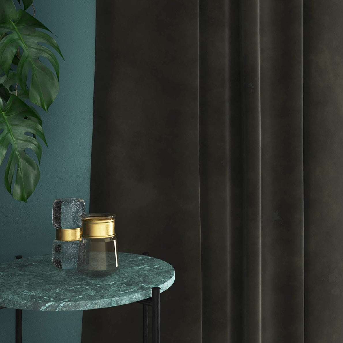 Velvet curtain in grey