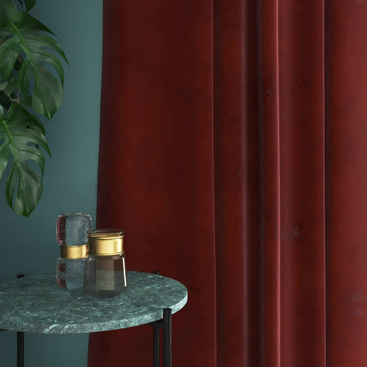 Velvet curtain in red