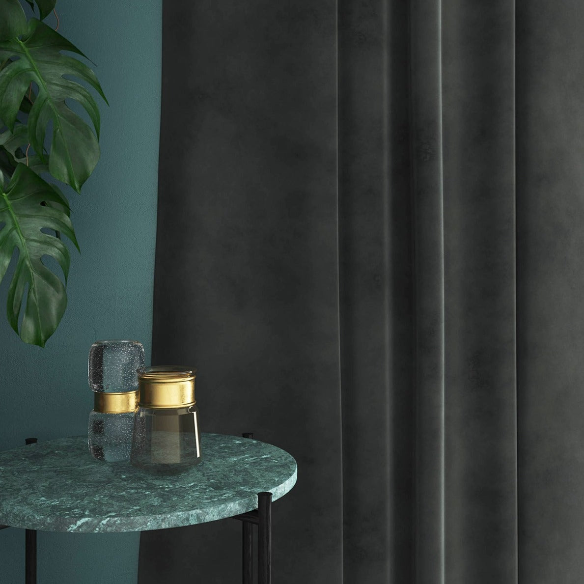Velvet curtain in grey