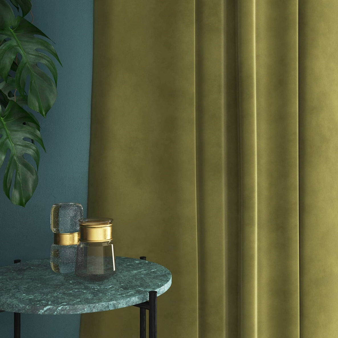 Velvet curtain in green