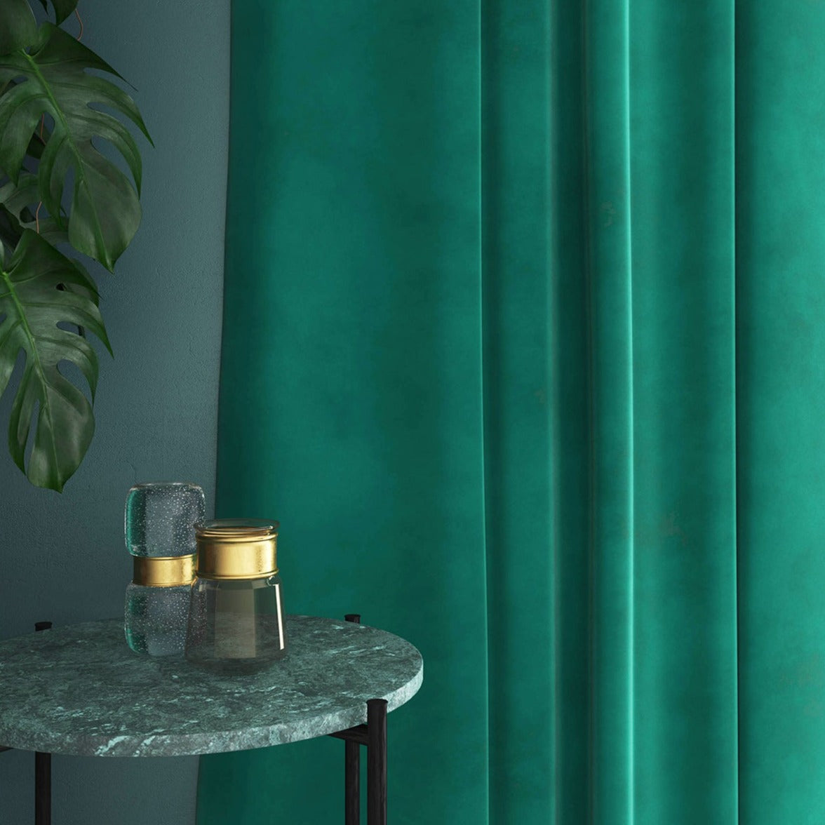 Velvet curtain in green