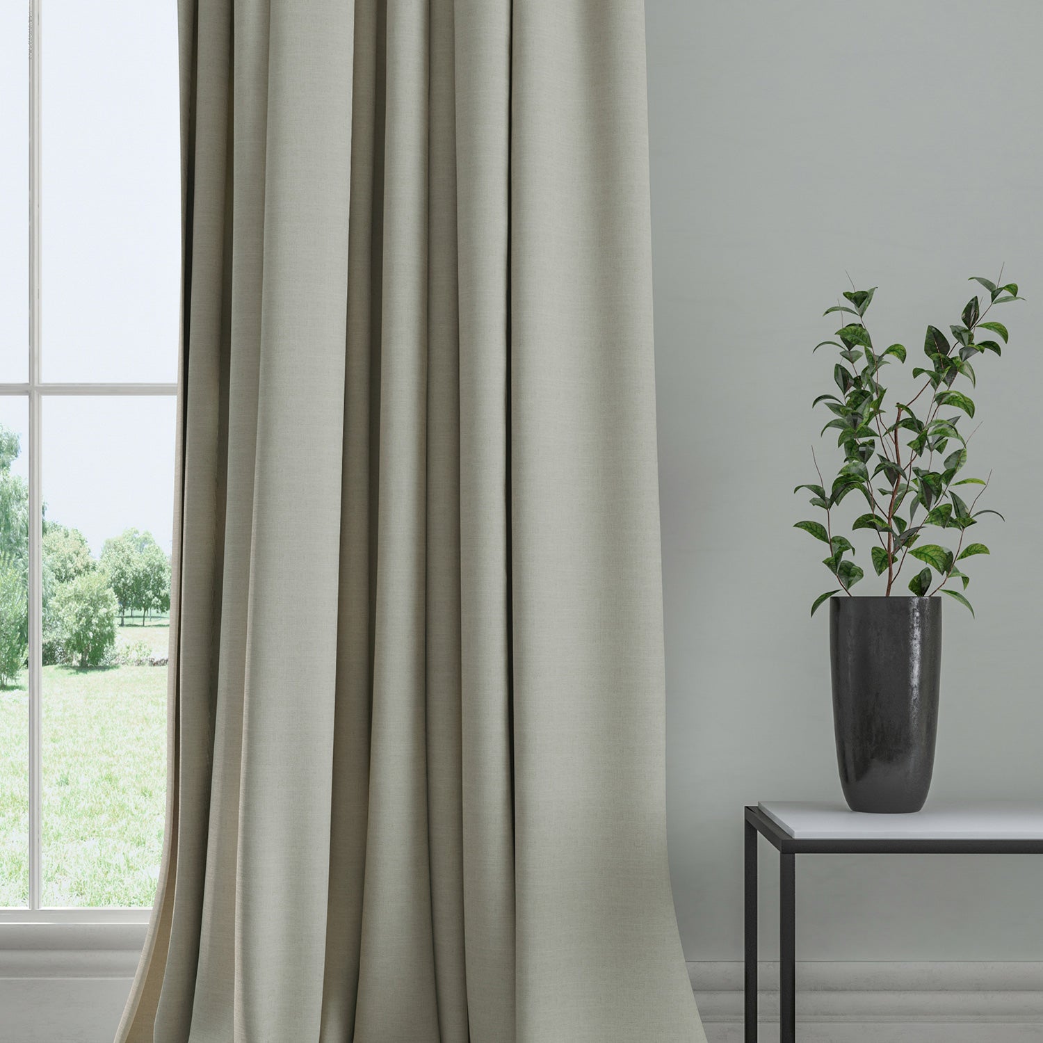 Curtain in a plain fabric, colour June.