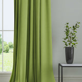 Curtain in a plain fabric, colour Pickle.