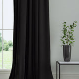 Curtain in a plain fabric, colour Noir.