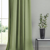 Curtain in a plain fabric, colour Leaf.