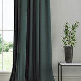 Curtain in a plain fabric, colour Seaweed.